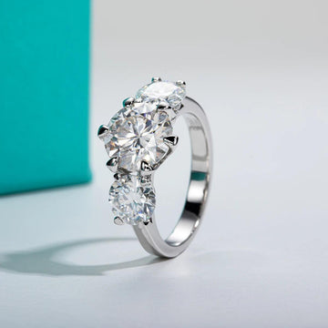 Beautiful 5ct D Colour Three Stone Moissanite Diamonds 18GP Silver Engagement Wedding Promise Rings GRA Jewellery